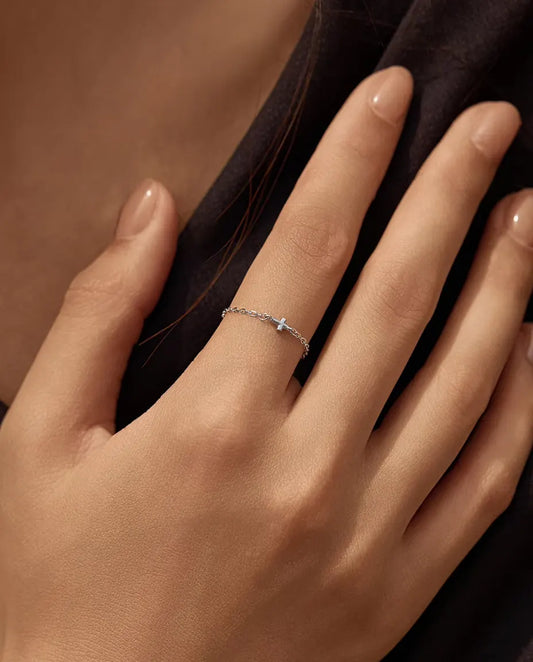 Bague Chaîne Croix - croix polie de 3 x 4 mm sur chaîne forçat fine avec billes coulissantes, réglable, argent 925, US 3 à 9