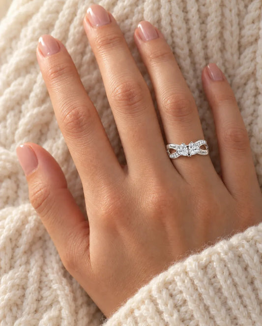 Bague pierre de naissance personnalisée 2 prénoms - bague de promesse infini en argent 925 - portée à la main