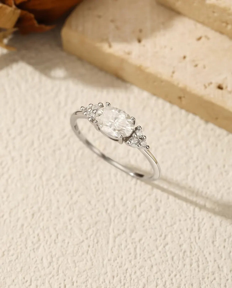 Bague Moissanite Ovale – 1 carat couleur D pureté VVS en argent 925, épaulements en zircon, tailles 5-9