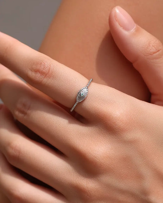 Bague ovale à rayons – moissanite vert d'eau sur un anneau perlé, argent 925, 5 x 9 mm, tailles 5-9