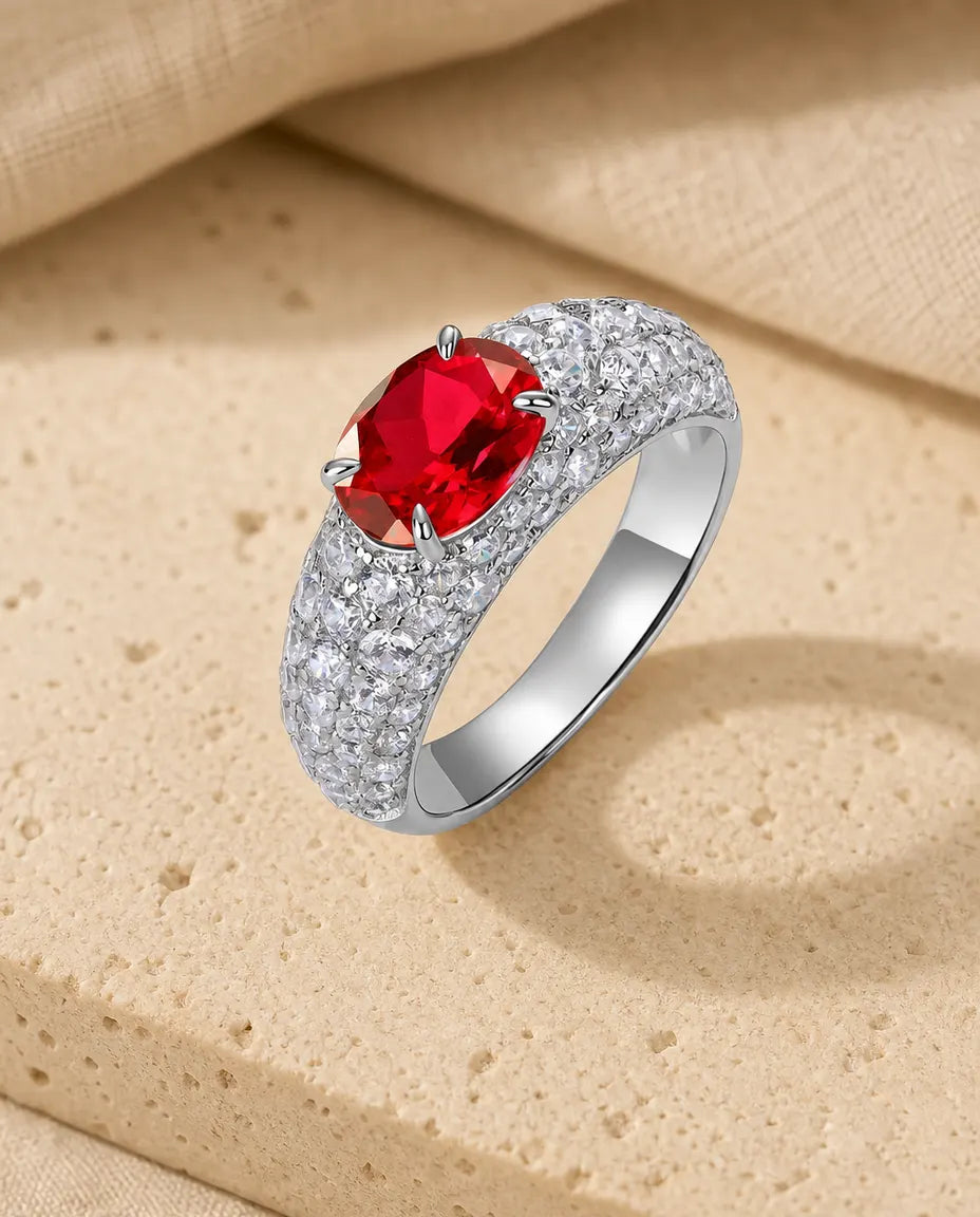 Bague Rubis – Rubis ovale créé en laboratoire sur anneau pavé, argent 925, pierre de naissance de juillet, cadeau pour Elle