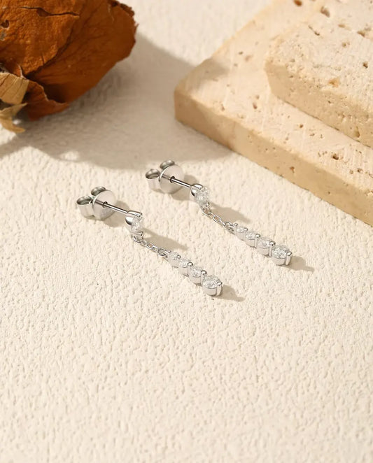 Boucles d'oreilles moissanite sur chaîne – dix pierres couleur D en dégradé de 1,5 à 3 mm, en argent 925, 24 mm