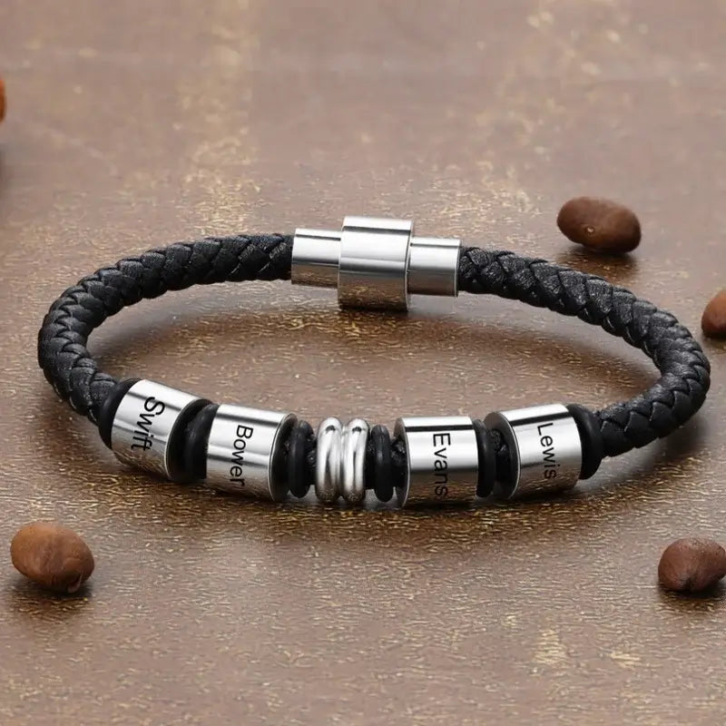 Bracelet Gravé Homme – Cuir Noir et Acier Inoxydable, Jusqu'à 4 Prénoms Personnalisés, Cadeau pour Papa, Petit Ami, Mari