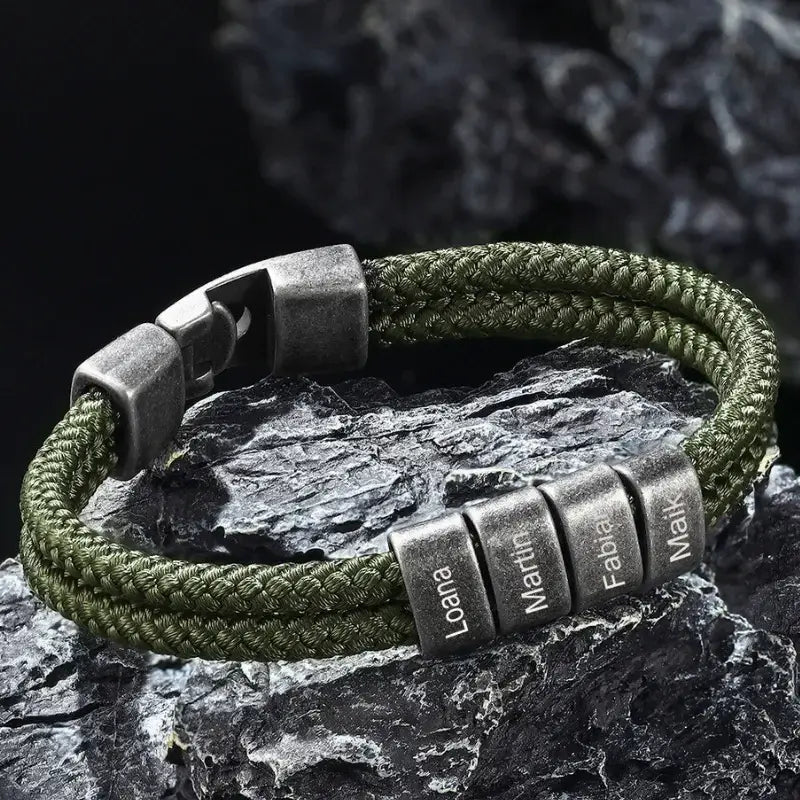 Bracelet Gravé – Acier Inoxydable et Cordon Nylon Vert Foncé, Prénoms Gravés, Cadeau pour Homme, Papa, Petit Ami, Mari