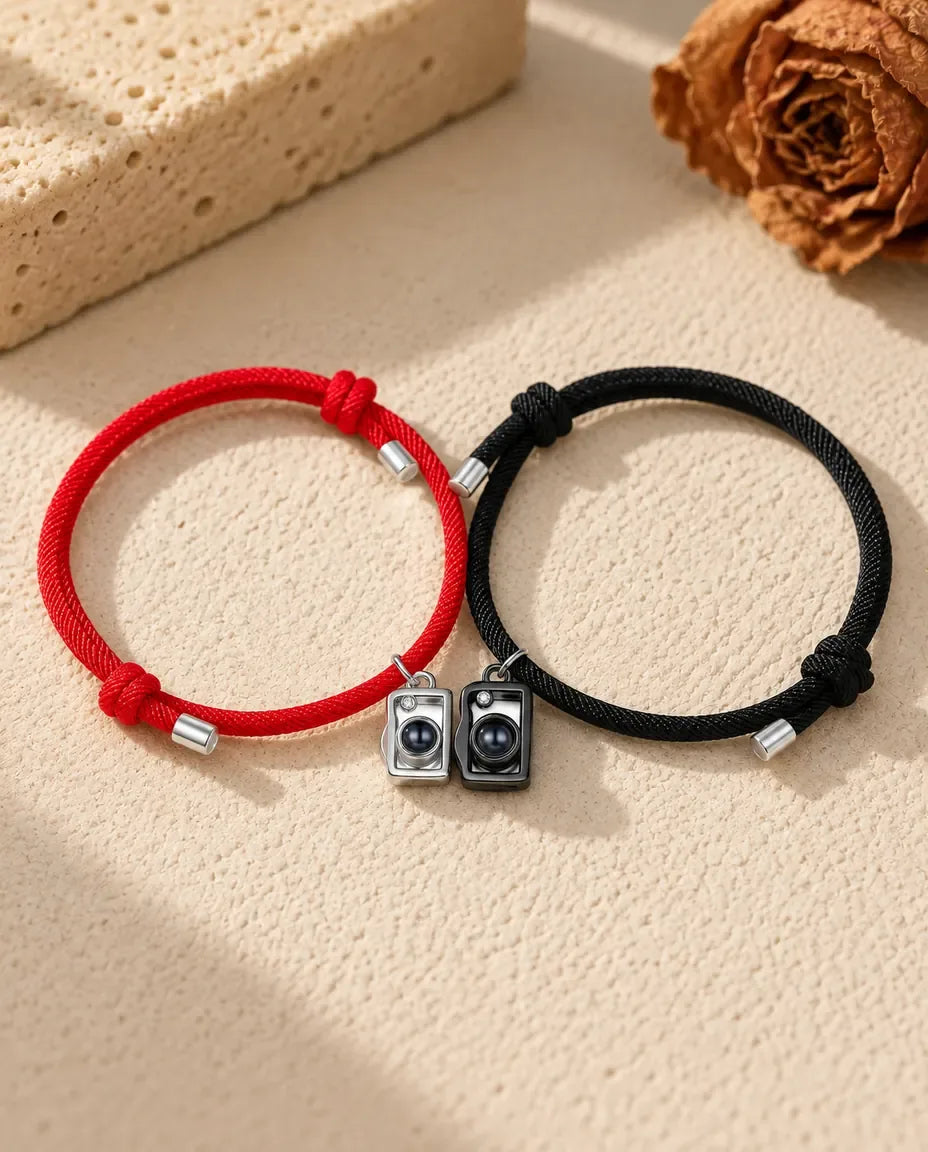 Bracelets Couple - paire assortie posée à plat