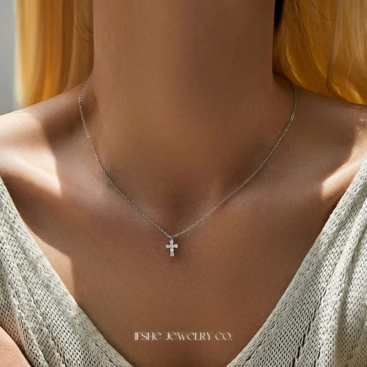 Collier croix moissanite – six pierres couleur D VVS1 en argent 925, certificat GRA