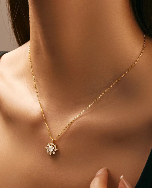 Collier Moissanite Flocon – pierre centrale de 0,5 ct couleur D, argent 925 doré à l'or fin 18 carats