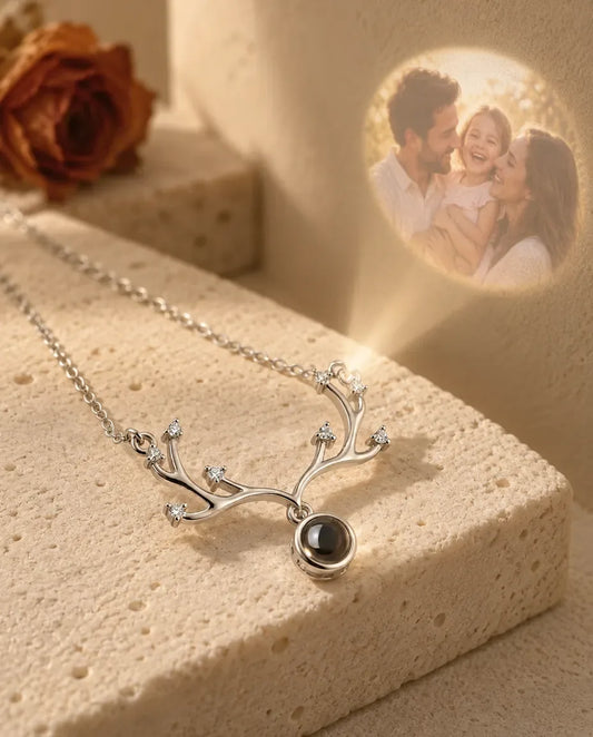 Collier avec Photo - projette la photo cachée sur un mur