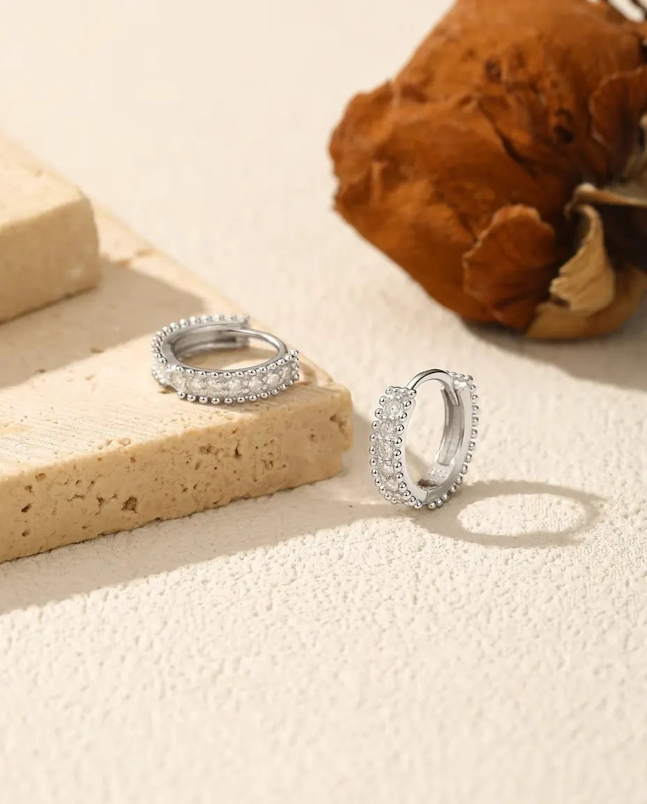 Créoles Moissanite 12 mm – anneaux perlés en argent 925 sertis de 14 pierres couleur D