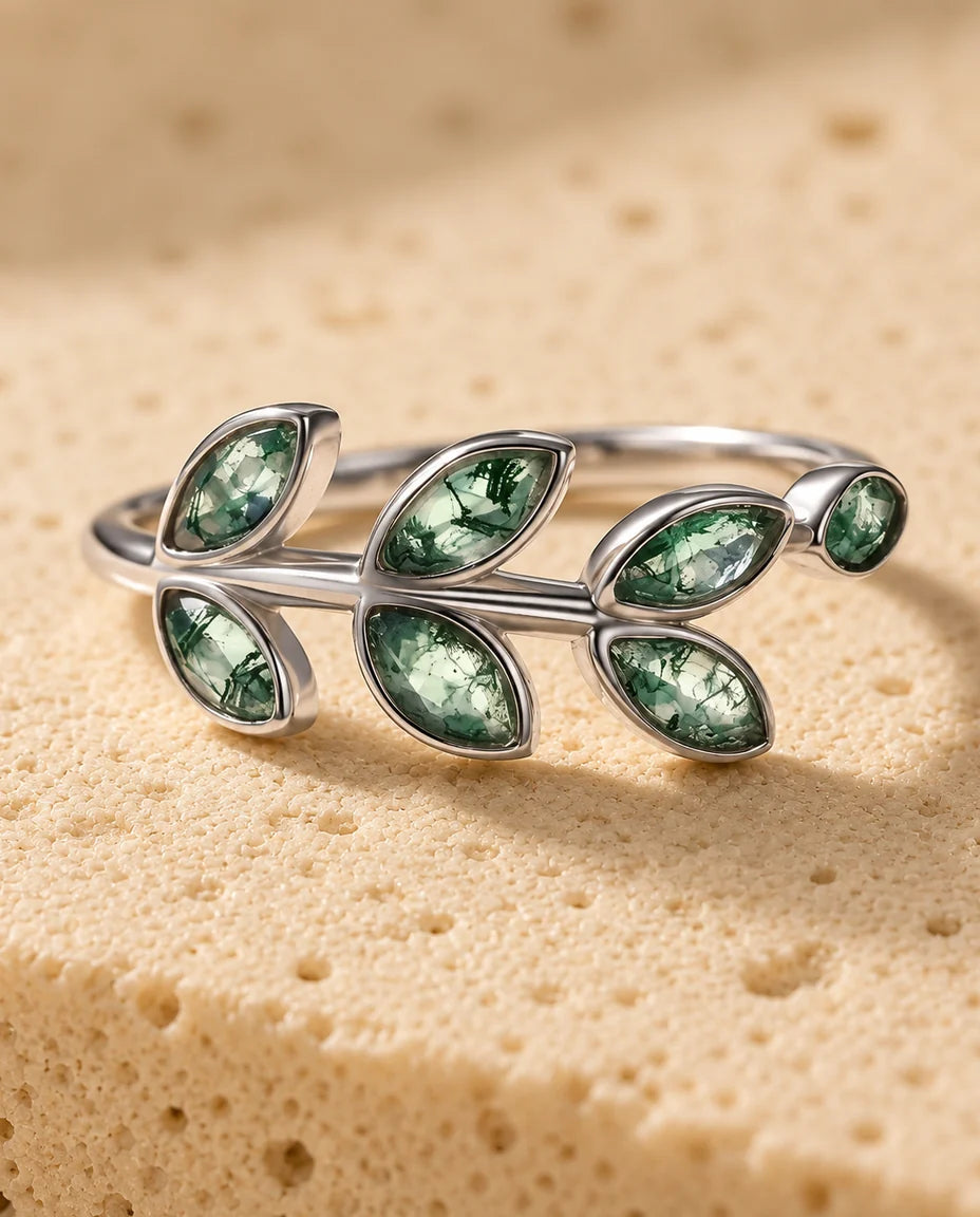 Bague Agate Mousse - gros plan de la pierre