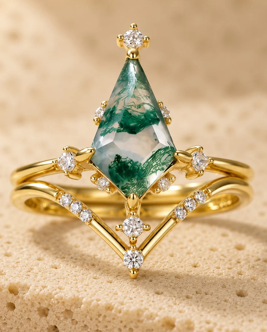 Bague Agate Mousse - gros plan du duo de bagues