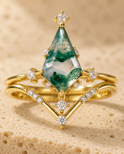 Bague Agate Mousse - gros plan du duo de bagues
