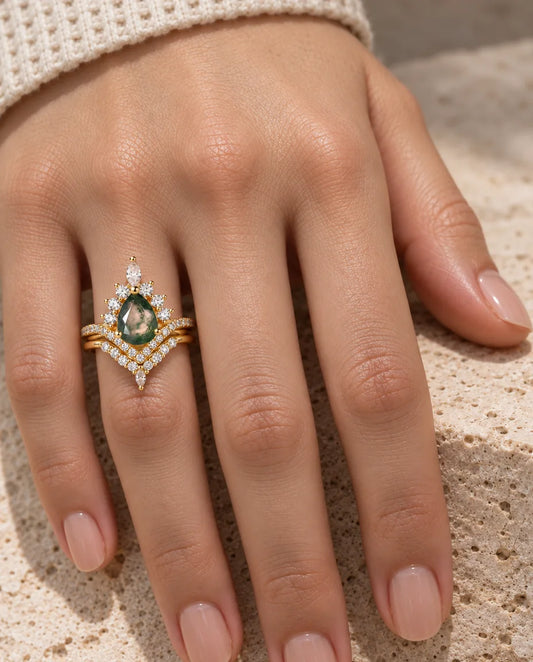 Bague Agate Mousse - portée à la main