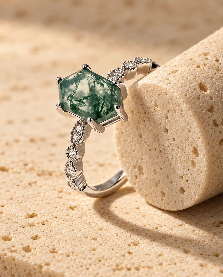 Bague Agate Mousse - profil latéral de la monture