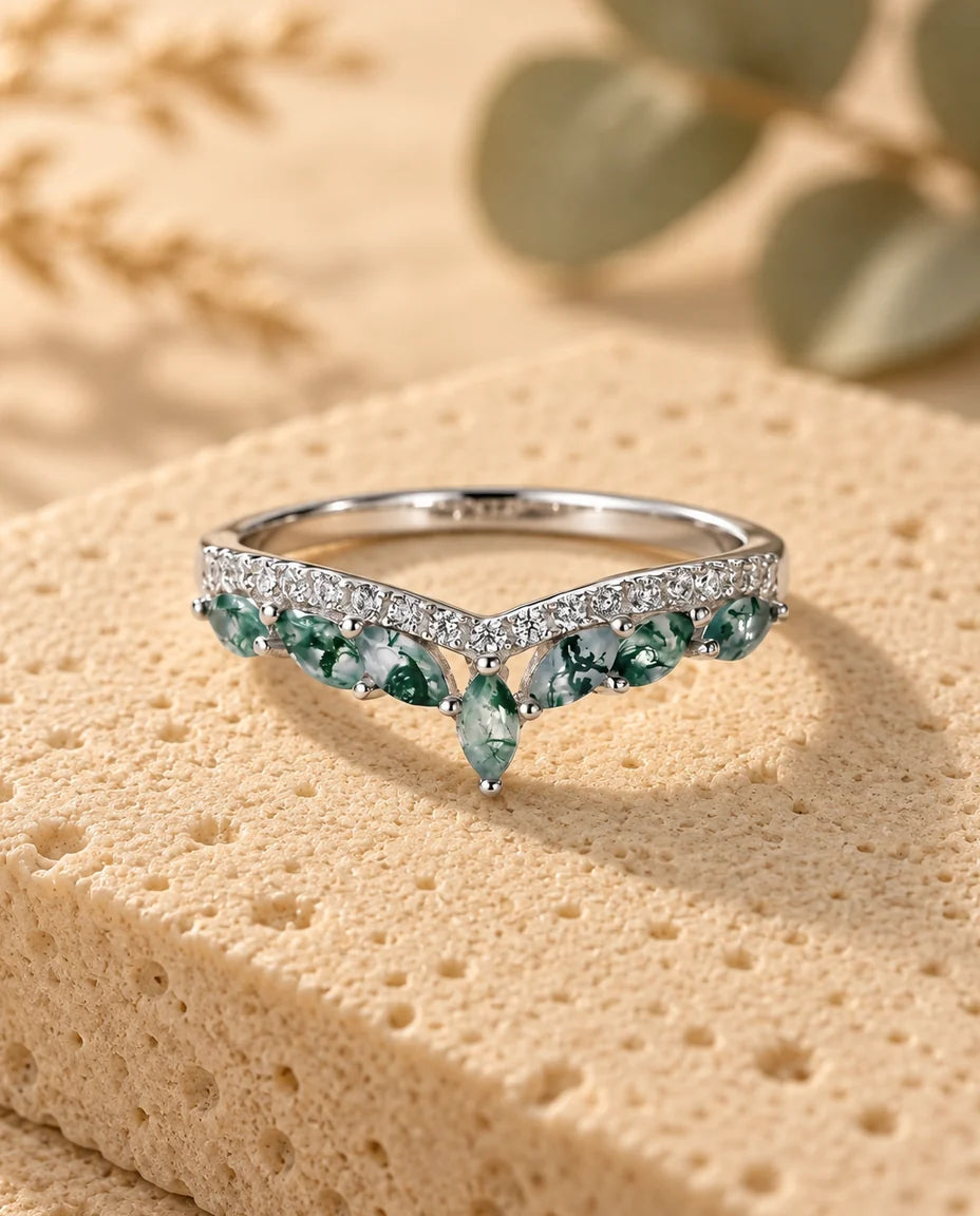 Bague Agate Mousse marquise - vue de trois quarts