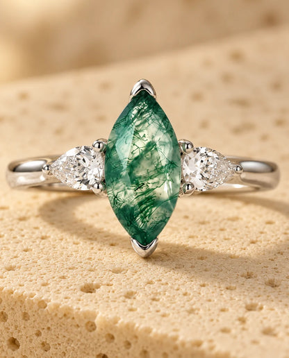 Bague Agate Mousse - gros plan de la pierre