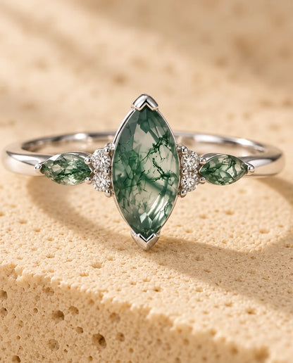 Bague Agate Mousse - gros plan de la pierre