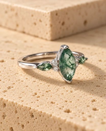 Bague Agate Mousse - vue en angle bas