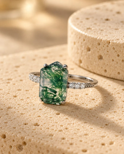 Bague Agate Mousse - vue en angle bas