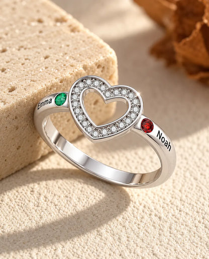 Bague pierre de naissance personnalisée 2, 4 ou 6 prénoms - bague de famille empilable cœur ouvert avec prénoms gravés et pierres simulées, rhodiée