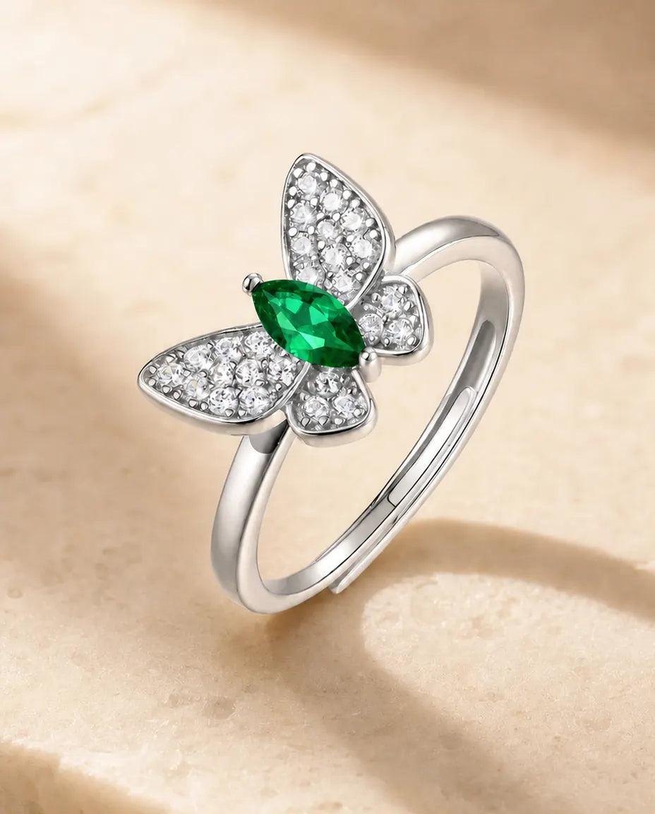 Bague Émeraude créée en laboratoire – Papillon pavé avec pierre marquise verte, argent 925, ouverte ajustable, pour femme