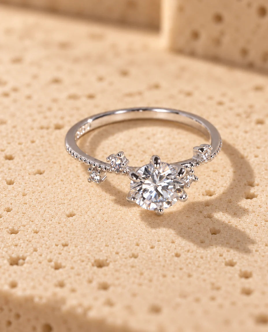 Bague Moissanite - vue de dessus
