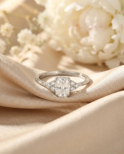 Bague Moissanite – 1 ct Coussin Allongé Couleur D VVS1, Argent 925, Bague de Fiançailles Cluster, cadeau pour Elle