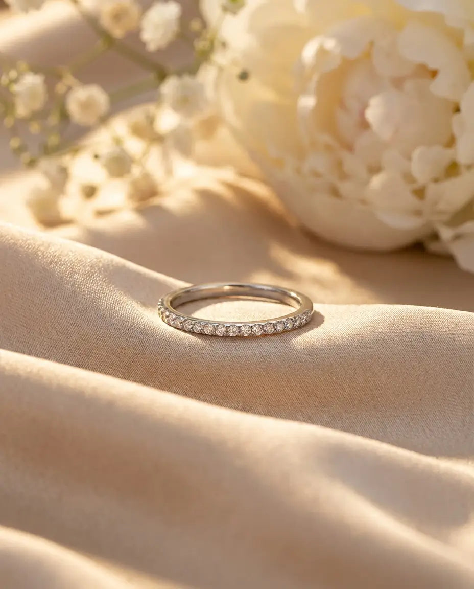 Bague Moissanite – Alliance Pavé Fine 1,3 mm en Argent 925, Anneau Empilable, cadeau pour femme