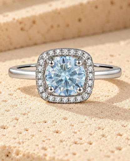 Bague Moissanite - gros plan de la pierre