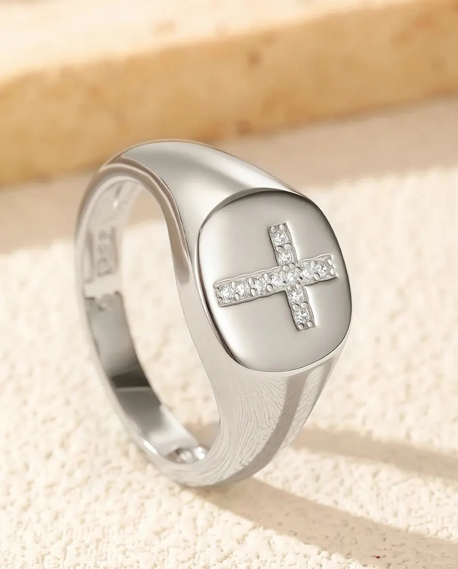 Bague Moissanite – Chevalière Croix Pavée Couleur D en Argent 925, Bague Ovale Polie pour Femme et Homme