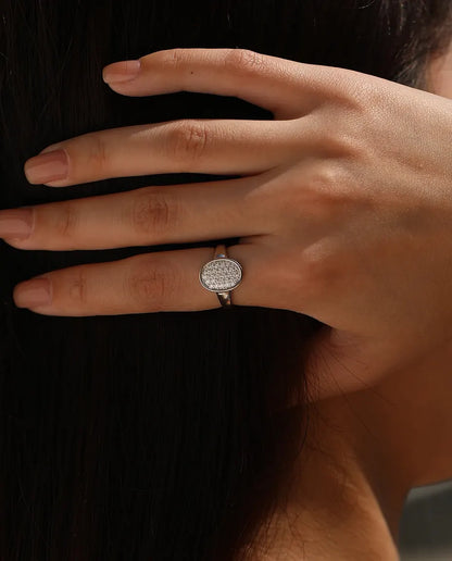 Bague Moissanite – Chevalière Ovale Pavée de 29 Pierres Couleur D en Argent 925, Bague Statement pour Femme