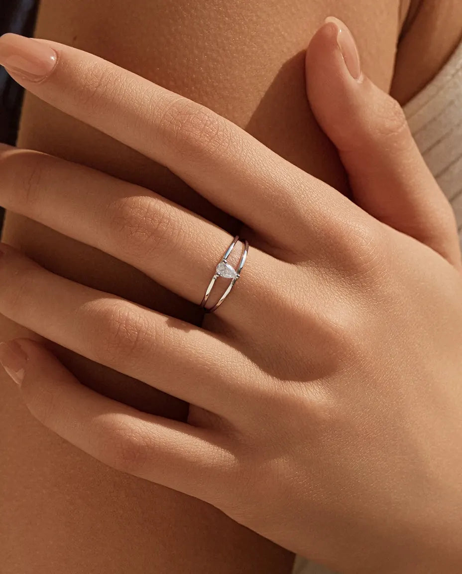 Bague Moissanite – Double anneau minimaliste, moissanite poire 0,3 carat couleur D créée en laboratoire, argent 925, pour femme