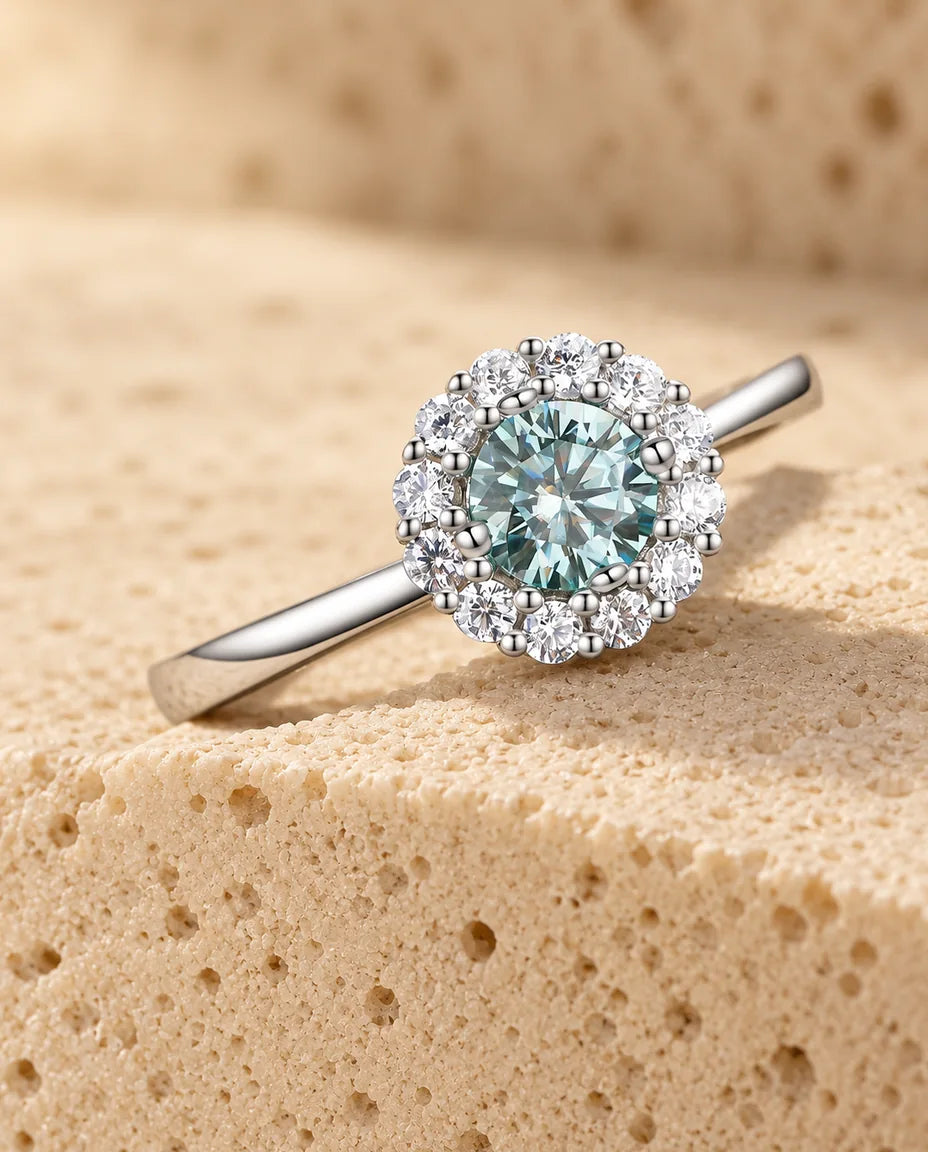 Bague Moissanite - gros plan de la pierre