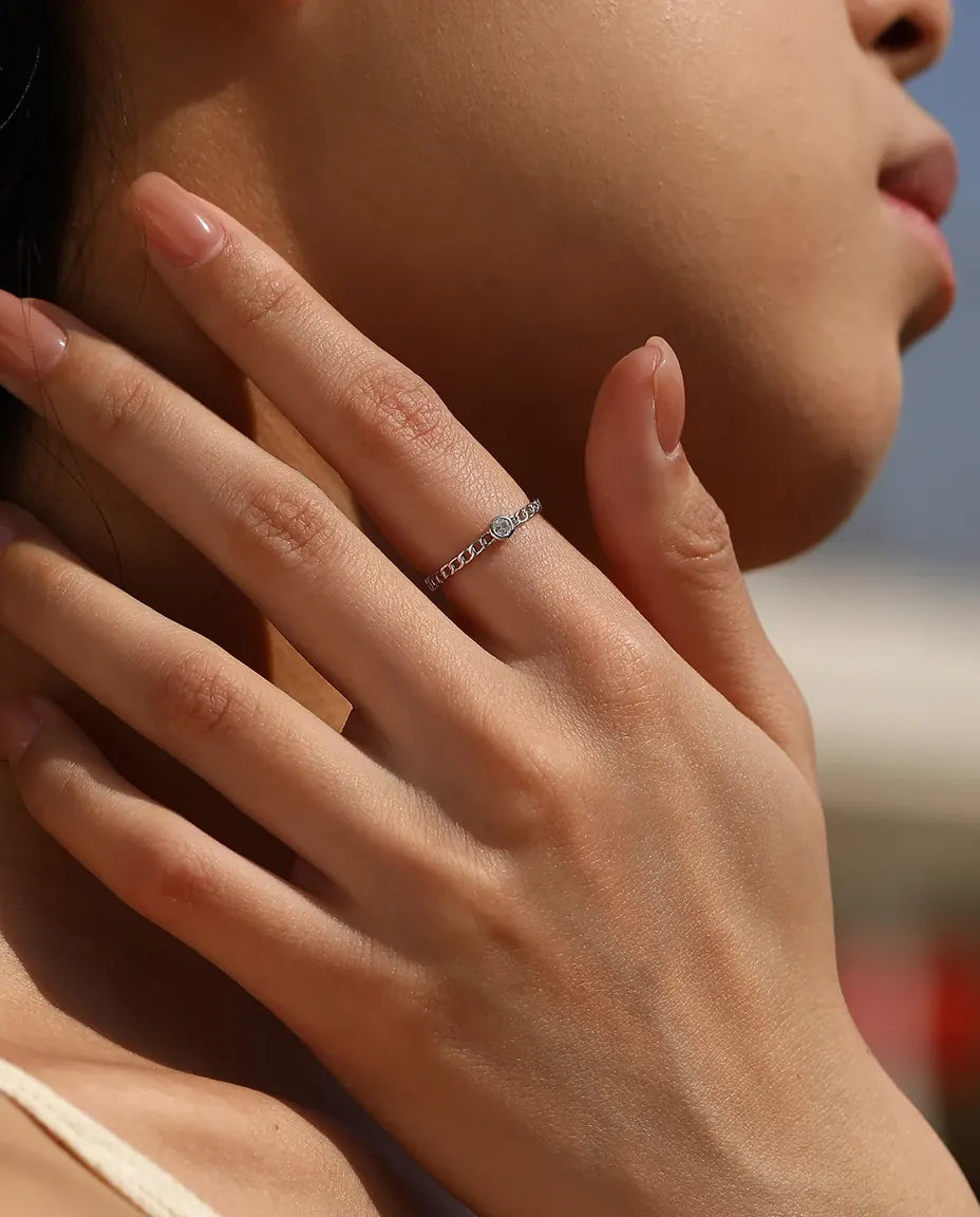 Bague Moissanite – Anneau Maille Gourmette avec Solitaire Rond Serti Clos, Argent 925, Bague Fine Empilable, Cadeau pour Elle
