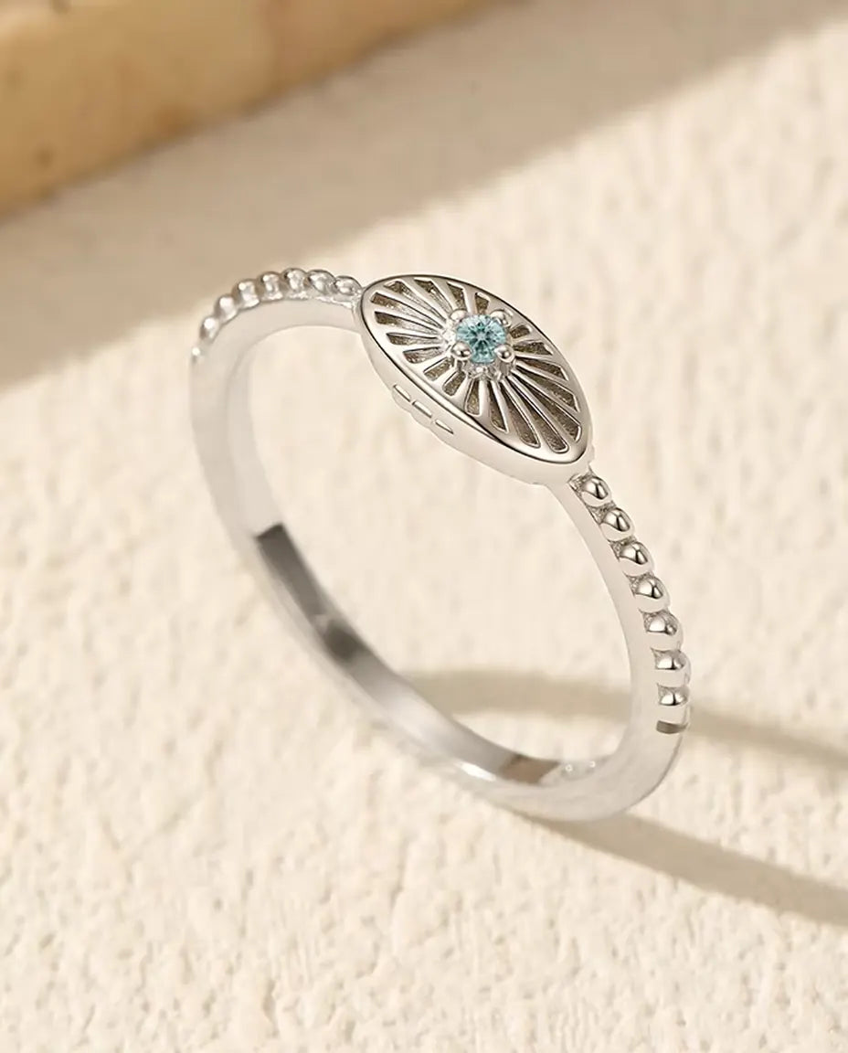 Bague ovale à rayons – moissanite vert d'eau sur un anneau perlé, argent 925, 5 x 9 mm, tailles 5-9