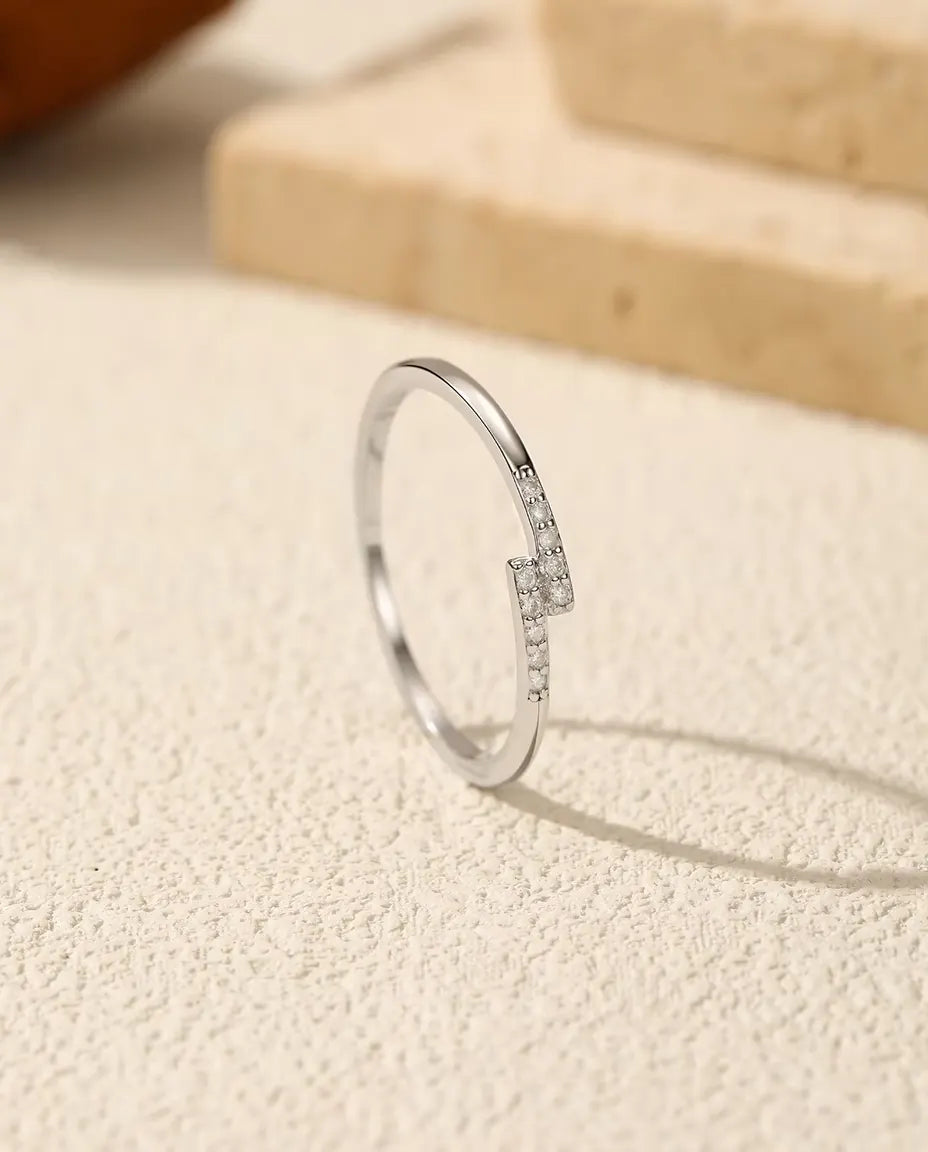 Bague Moissanite à pavé décalé – anneau fin à empiler, 10 pierres couleur D en argent 925, tailles 5-9
