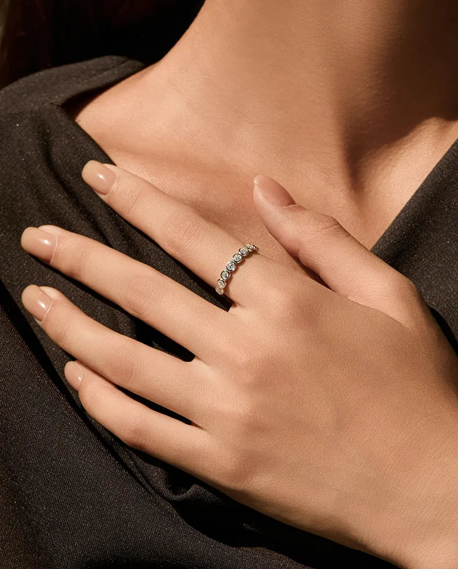 Bague Moissanite – 9 Pierres Rondes Couleur D en Serti Clos, Anneau Bulle Empilable en Argent 925, cadeau pour femme