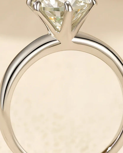 Bague Moissanite – Solitaire Rond 2 ct Couleur D VVS, Serti Couronne en Argent 925, Bague de Fiançailles ou de Promesse