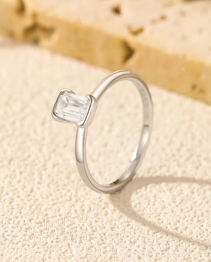 Bague Moissanite – Solitaire Taille Émeraude 0,8 ct Couleur D VVS, Argent Sterling 925, Bague de Promesse pour Elle