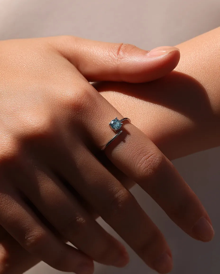 Bague Moissanite – Solitaire Vert 0,5 ct Rond, Anneau Ouvert Ajustable, Couleur D VVS1, Argent 925, Cadeau pour Elle