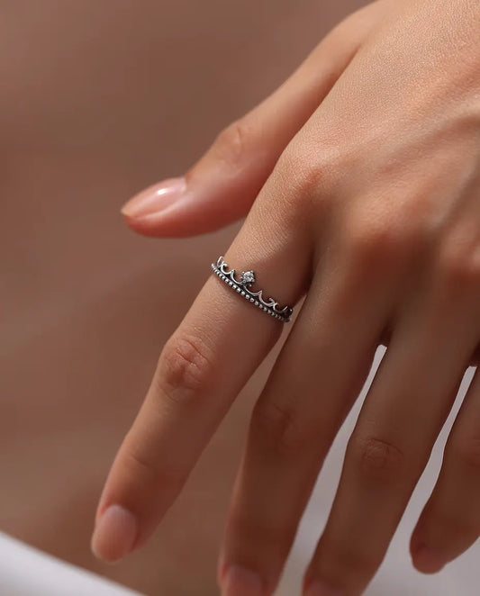 Bague tiare en zircone – couronne noircie à bord perlé et pierre de 2 mm, argent 925, tailles 5-9