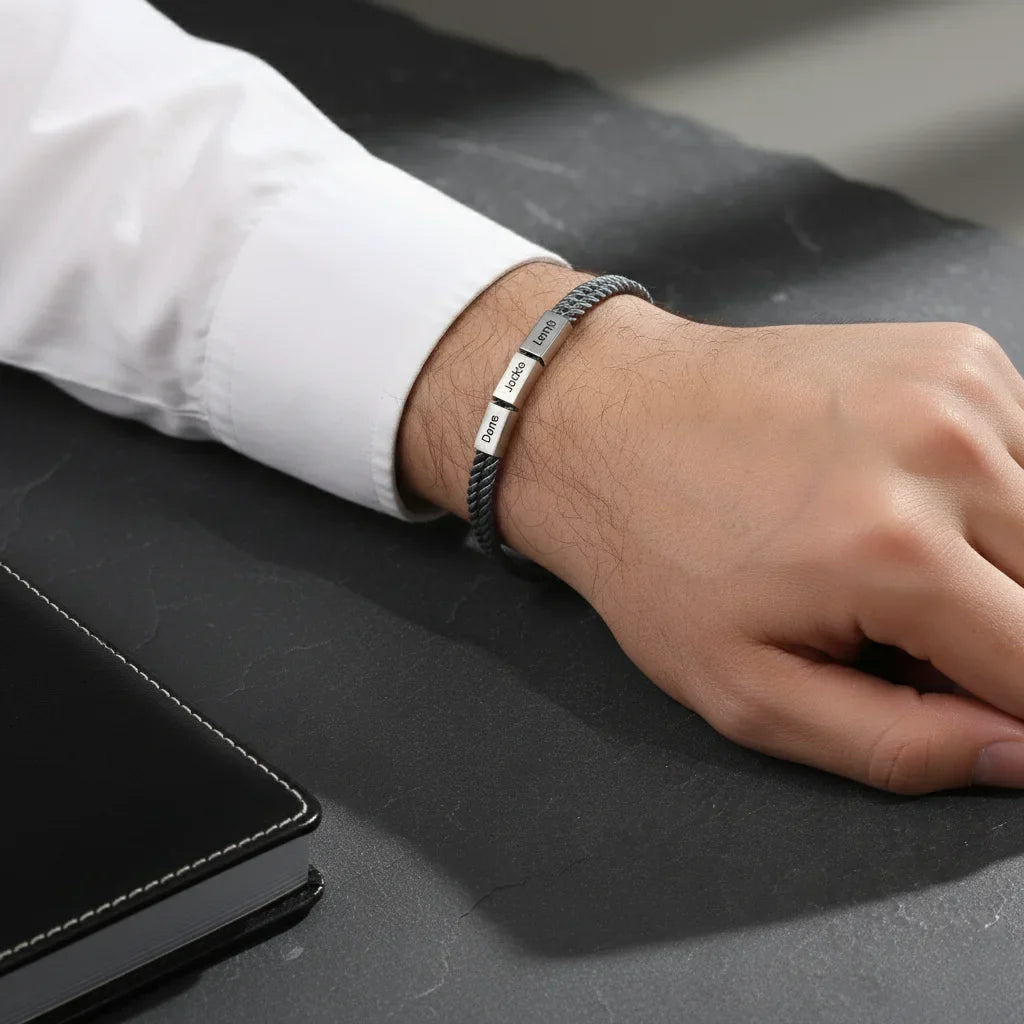 Bracelet Gravé Homme – Corde Style Marin et Plaque en Acier Inoxydable avec Prénoms, Cadeau pour Lui, Papa, Fête des Pères
