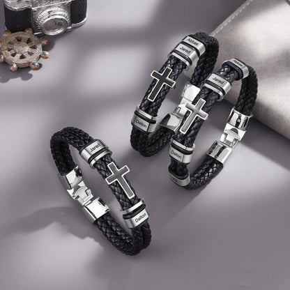 Bracelet Gravé Homme – Cuir Noir et Acier Inoxydable, Charm Croix, 2 à 4 Prénoms Gravés, Cadeau pour Lui, Papa
