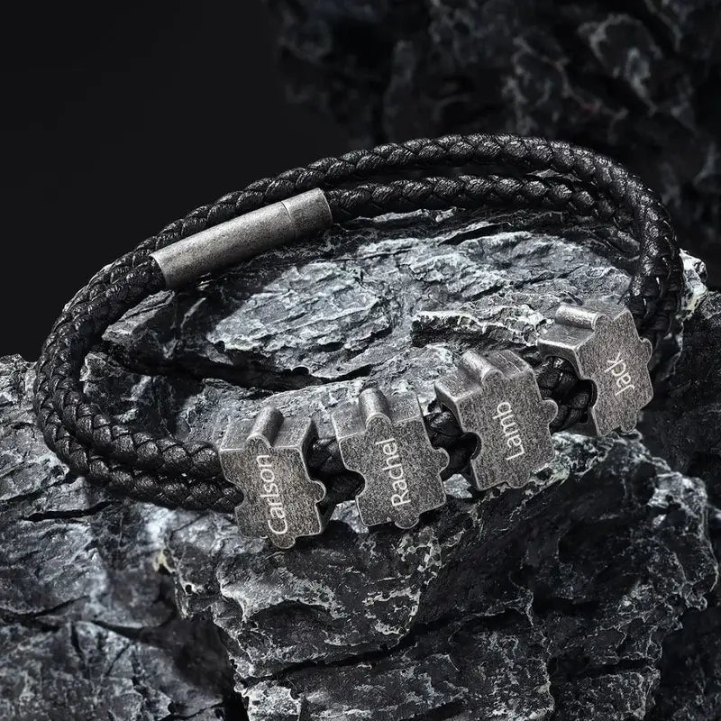Bracelet Gravé Homme – Cuir Noir et Perles Puzzle Personnalisées en Acier Inoxydable, Cadeau pour Lui, Papa, Anniversaire