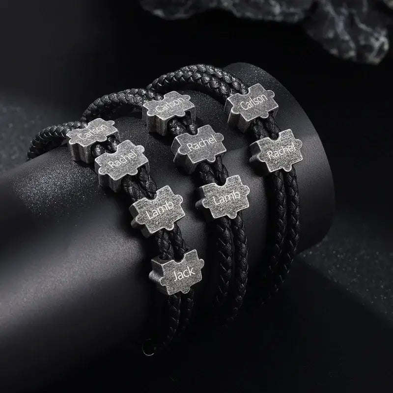Bracelet Gravé Homme – Cuir Noir et Perles Puzzle Personnalisées en Acier Inoxydable, Cadeau pour Lui, Papa, Anniversaire