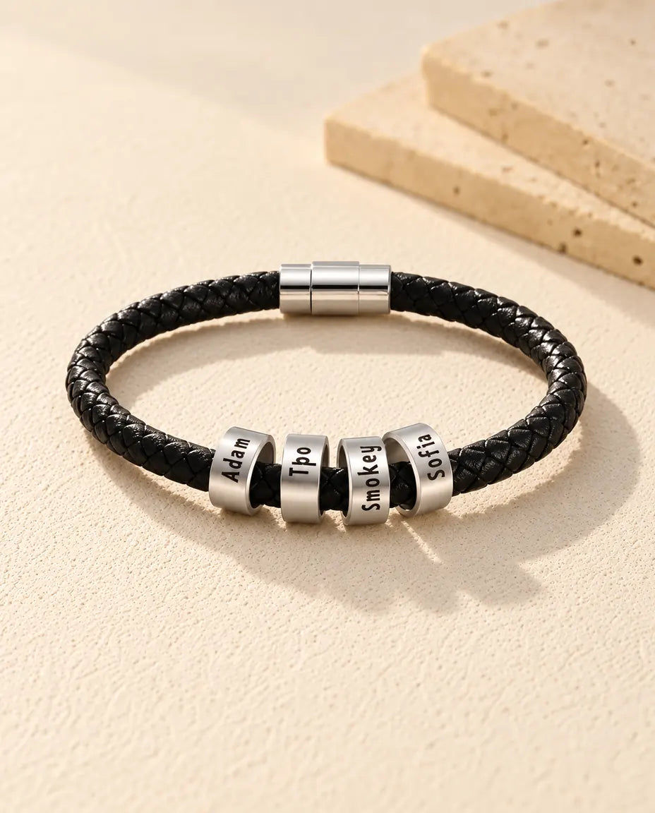 Bracelet Gravé Homme - vue de trois quarts
