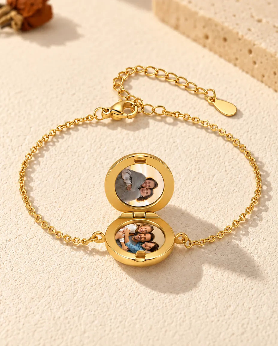 Bracelet médaillon rond ouvert, avec deux photos à l’intérieur