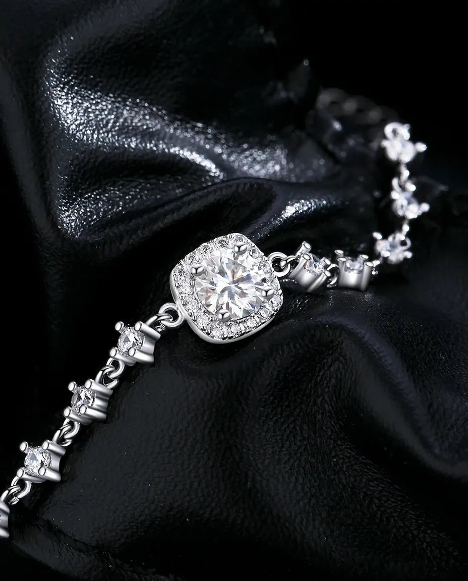 Bracelet moissanite halo – pierre coussin de 0,8 ct couleur D en argent 925, chaîne réglable à rallonge