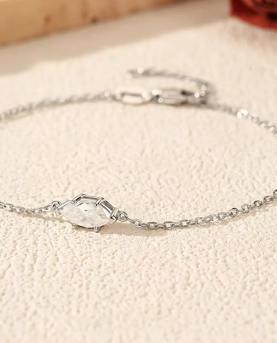 Bracelet Moissanite Taille Marquise - 0,50 ct couleur D, 4 x 8 mm, chaîne fine en argent sterling 925