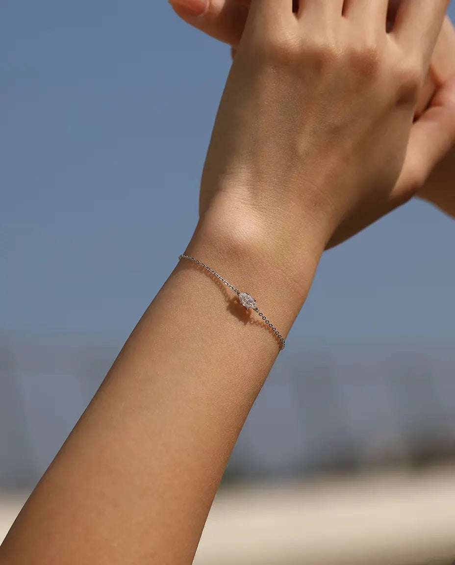 Bracelet Moissanite Taille Marquise - 0,50 ct couleur D, 4 x 8 mm, chaîne fine en argent sterling 925